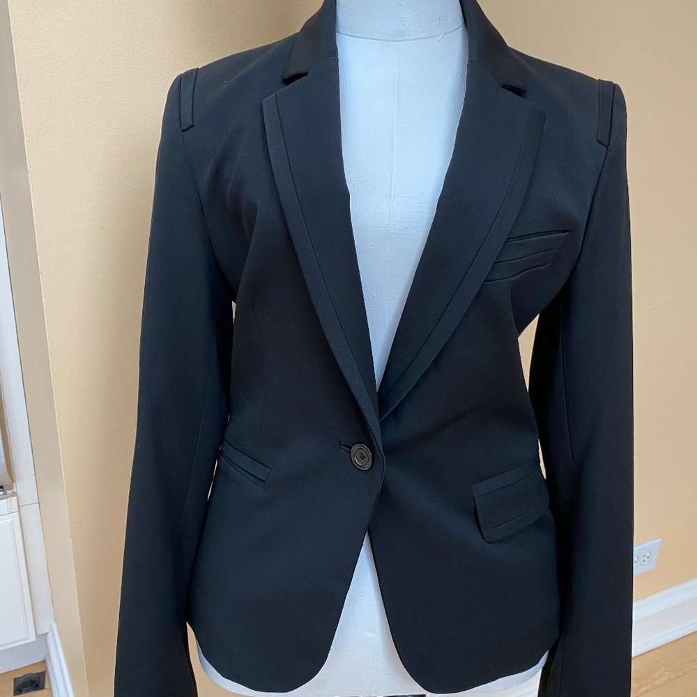 Classic Tailored Single Button Black Suit Jacket